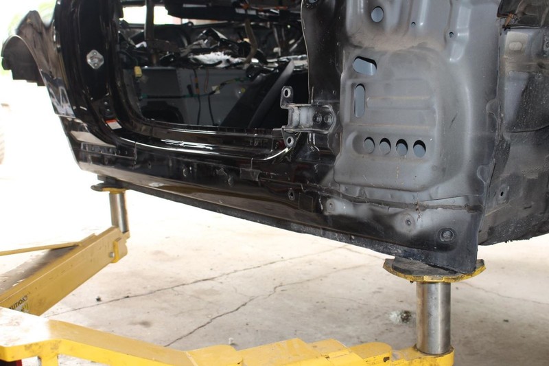 09-15 Mazda Mx-5 Miata NC Passenger Right Side Rocker Panel Cut