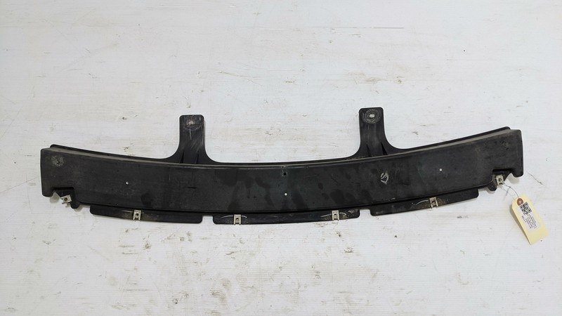Rear Under Cover Air Deflector GD9B-F11787 2017 Lincoln Continental 18 2019 2020