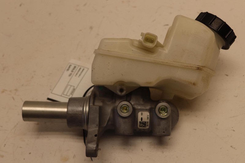 2021-2022 FORD BRONCO SPORT POWER BRAKE MASTER CYLINDER W/ TANK OEM