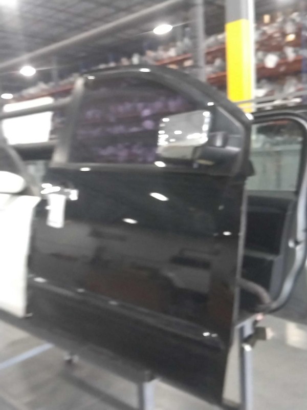 2004 Nissan Armada Right Front Door Black 166043 177k Miles Used Auto Part