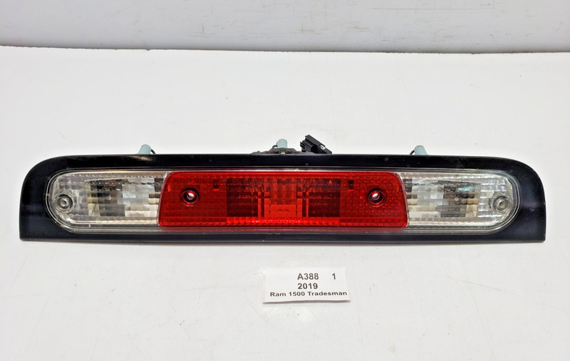 ✅ 19-24 OEM RAM 1500 Tradesman Rear Center 3rd Third Brake Stop Light Lamp