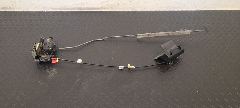 00-05 Ford Excursion Rear Left Power Lock Actuator Assembly OEM 6C3Z-2626413-A