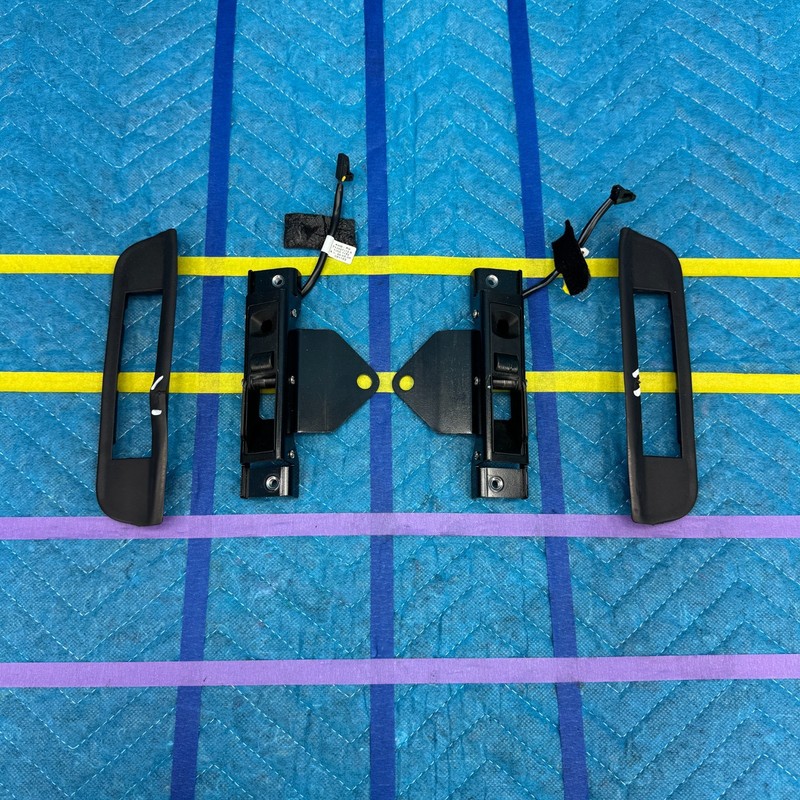 2007–2014 Audi TT Roadster Convertible Roof Latch Set OEM 8J7871444A 8J7871443A
