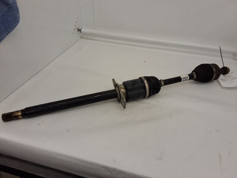 Passenger Right Axle Shaft Front 2.0L Fits 13-16 DART 3411498