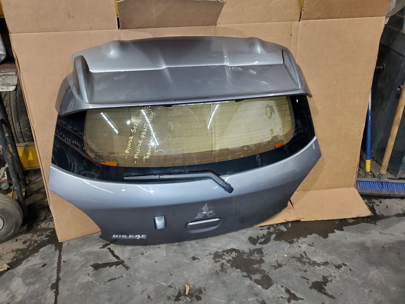 MIRAGE2022 Trunk/Hatch/Tailgate 294732
