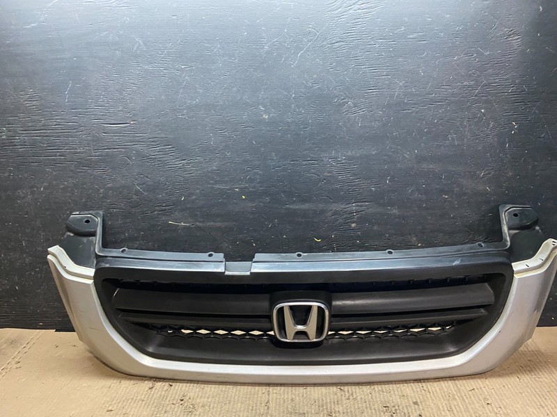 2003 2004 2005 Honda Pilot Front Upper Grill Grille Aftermarket V4319 DG