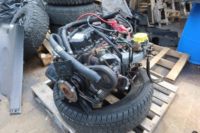 1995 Jeep Wrangler YJ 2.5L 4 Cylinder OEM Engine Motor Assembly 107k Miles