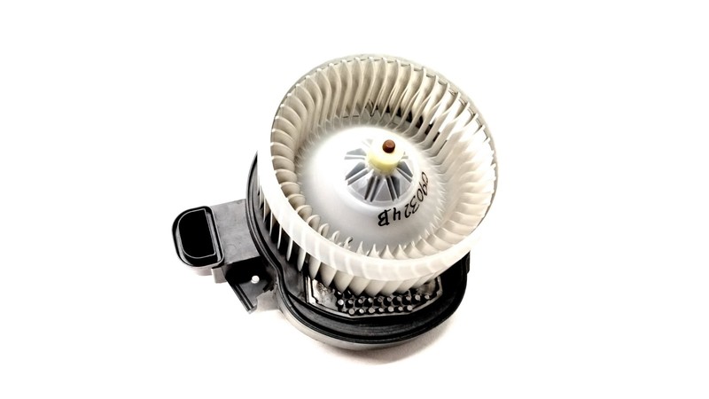 17-20 JAGUAR XE XF F-PACE BLOWER MOTOR FAN WITH RESISTOR AC HEATER OEM 090324B