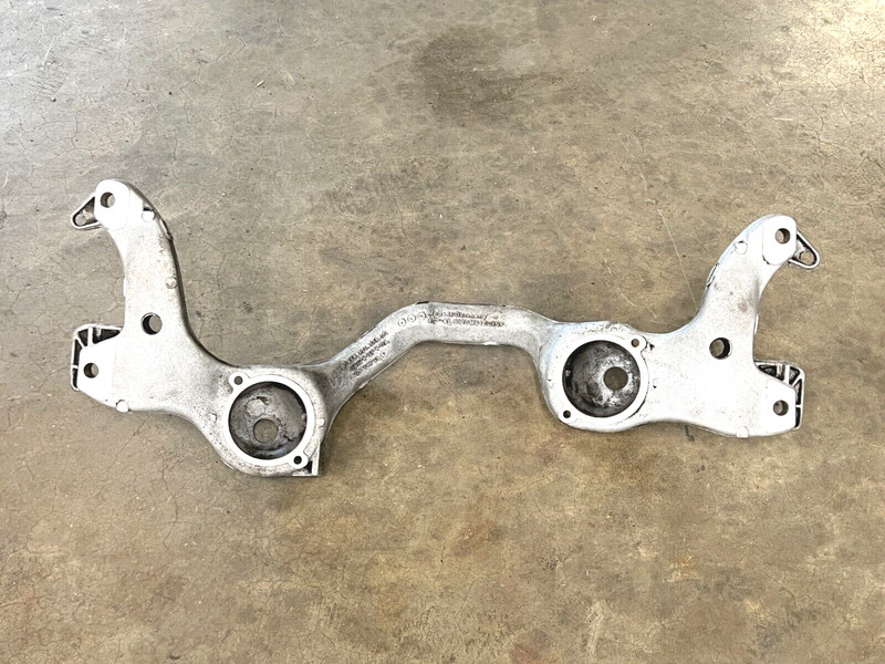 ⭐2003-2006 PORSCHE CAYENNE TURBO ENGINE SUPPORT MOUNT CROSSMEMBER OEM LOT2529
