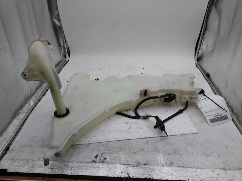 2016 Cadillac ATS Washer Fluid Reservoir OEM Blue 2.0L 111K Miles