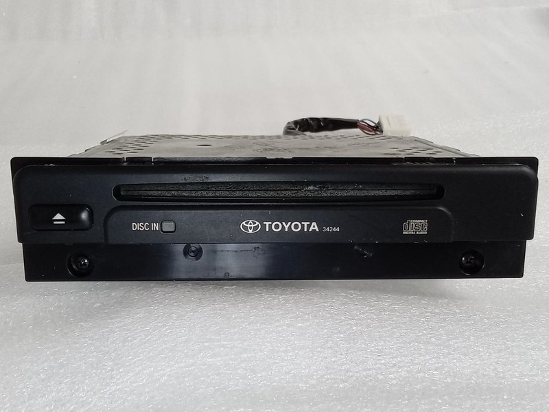 2000-2005 Toyota Echo Audio Single Disc CD Deck IC 58413 OEM 34244 0860100897
