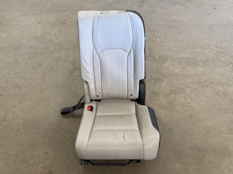 ⭐2016-2018 LEXUS RX350 REAR LEFT DRIVER SIDE SEAT CUSHIONASSEMBLY OEM LOT2719