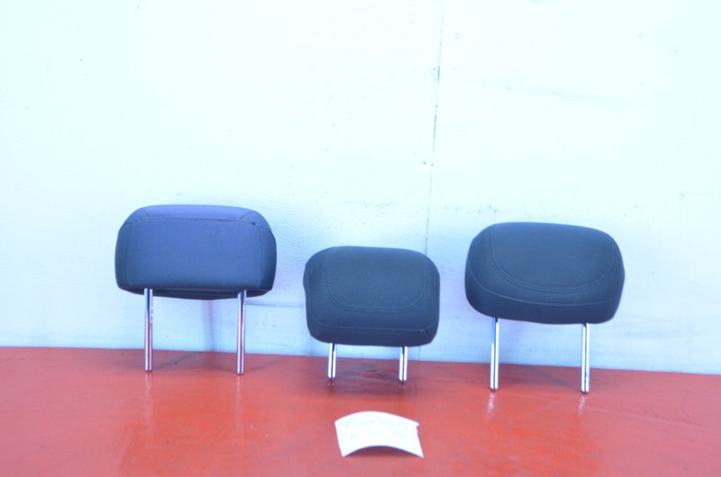 15-17 CHRYSLER 200 REAR RIGHT / CENTER / LEFT SEAT HEADREST SET OEM
