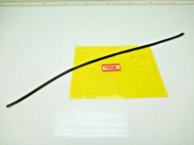 WEATHER STRIP SEAL TRUNK LID FRONT EDGE ON BODY for 00 01 02 03 04 05 MR2 SPYDER