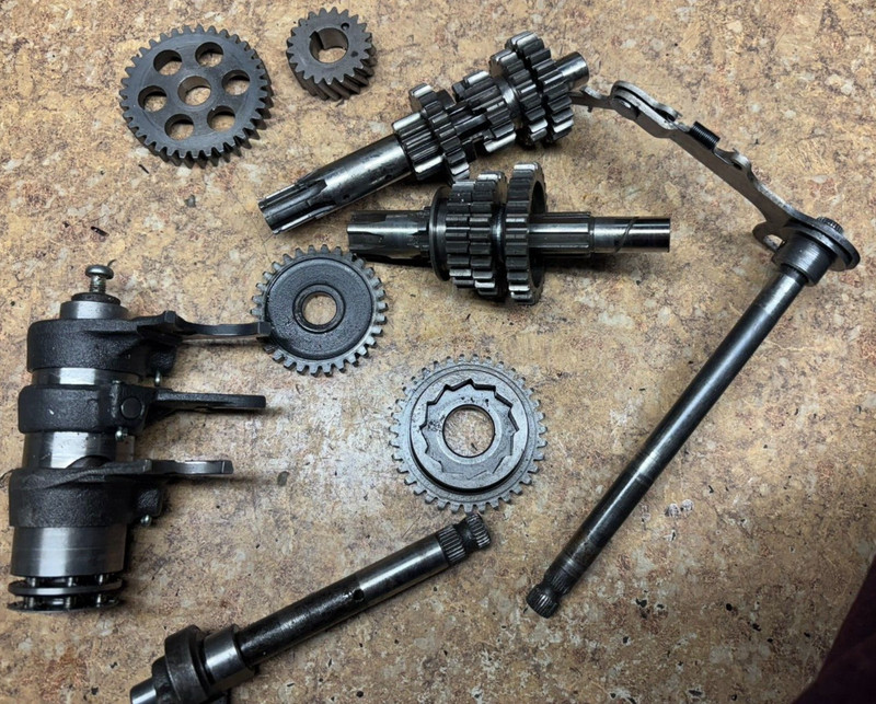 1971 Kawasaki 100 G3 TR G3TR Enduro Engine Transmission Gears Shift Fork D3
