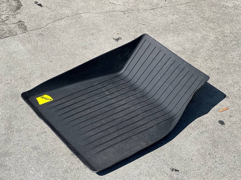 ✅Front Right Mat All Weather 5886 for Tesla Model 3