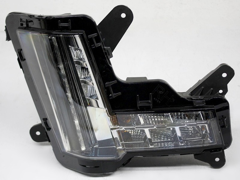 OEM Right Passenger Side Fog Lamp For Cadillac Escalade, ESV 84018689