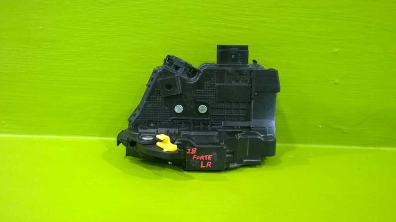 17 18 FORTE DRIVER LEFT REAR DOOR LOCK LATCH OEM 3529-27