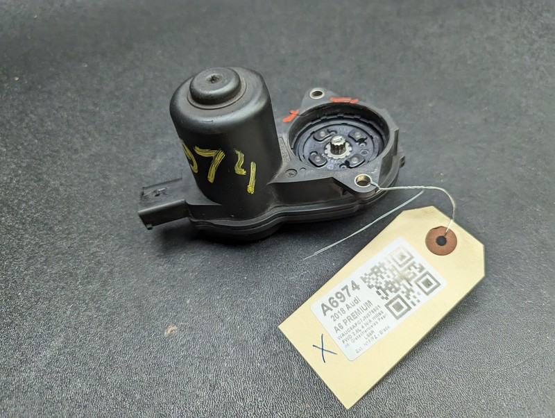Rear Left Parking Brake Actuator Motor 2018 Audi A6 4G0615405AF X
