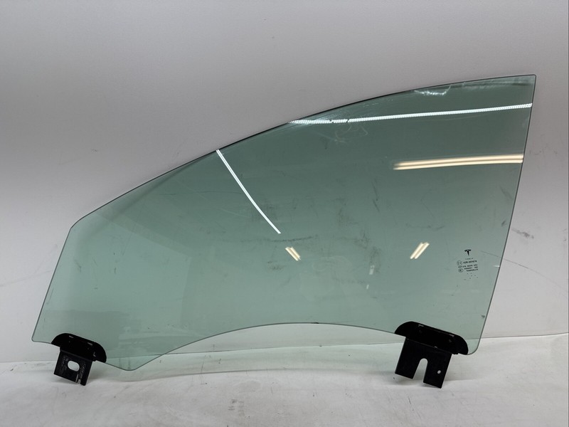 2012-2020 TESLA MODEL S FRONT LEFT DRIVER SIDE DOOR WINDOW GLASS 299 S1