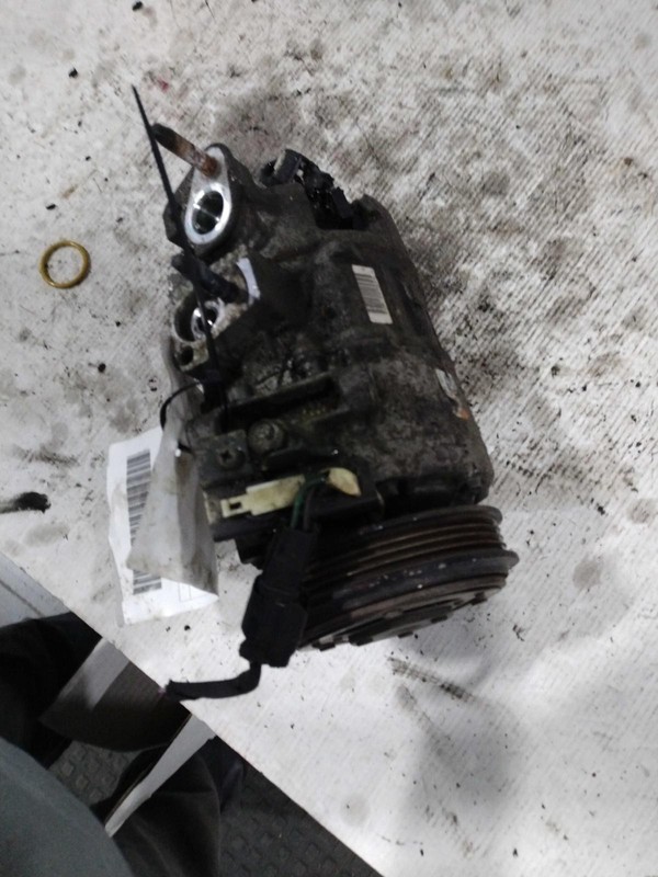 2017-2019 Ford Escape A/C Compressor OEM GV6119D629KB Silver 113K Miles