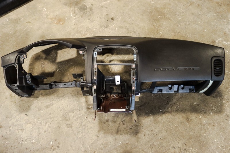 2005-2013 Chevrolet Corvette C6 Z06 Dash Instrument Panel Ebony OEM *USED*