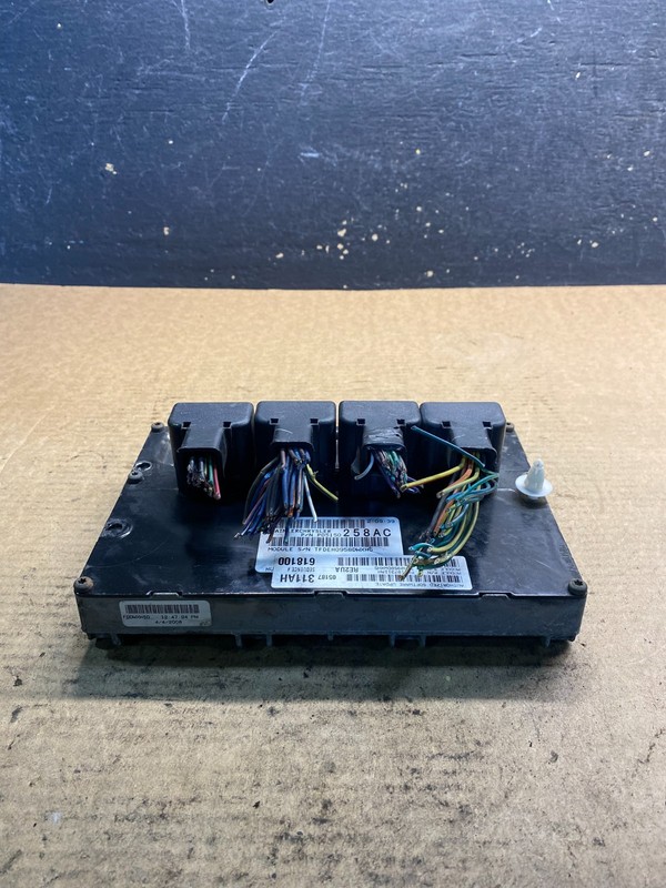 2008 Jeep Grand Cherokee 5.7L Engine Computer Module ECU p05187311ah AA1752 DG