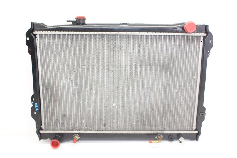 89-93 Mazda B-2600 Radiator Assembly