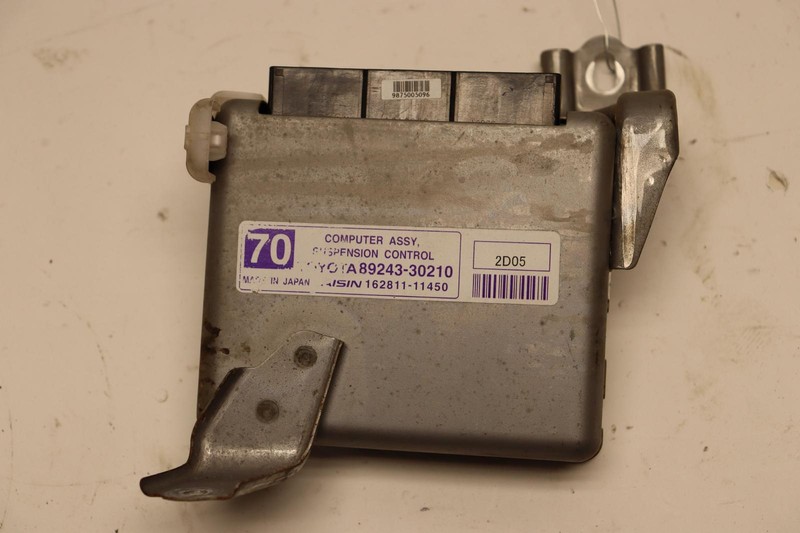 2013-2015 LEXUS GS350 SUSPENSION COMPUTER CONTROL MODULE UNIT OEM