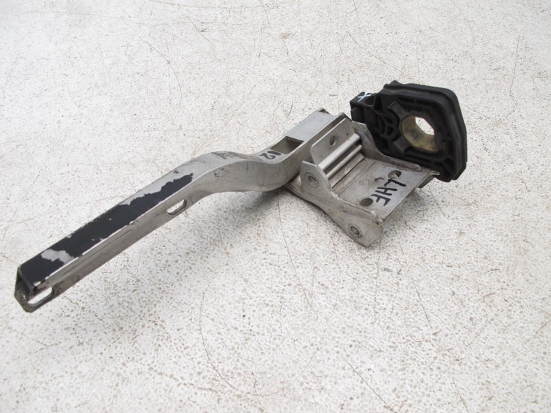 09-15 BMW F01 F02 750i 740Li RADIATOR CARRIER BRACKET FRAME SUPPORT LEFT 120224