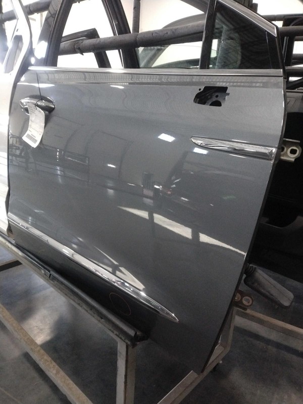 2018 Buick Enclave Right Door Grey OEM Used Small Dent 133K Miles