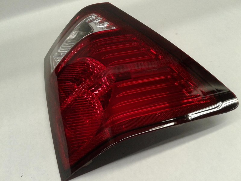 07-'10 JEEP GRAND CHEROKEE Left driver Taillight OEM Grade A!