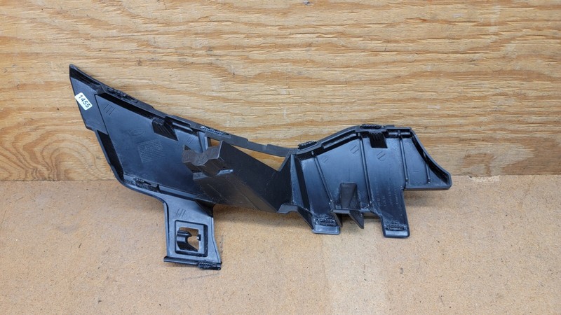2017-2021 Land Rover Discover L462 Front LH Bumper Upper Bracket HY32-17C863-AA