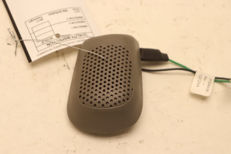 2018-2023 PETERBILT 579 PACCAR RIGHT PASSENGER A PILLAR TWEETER SPEAKER OEM