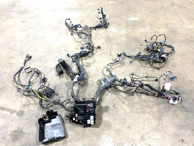 21-23 KIA K5 EX 1.6L ENGINE BAY FUSE BOX WIRING HARNESS OEM #A0.41