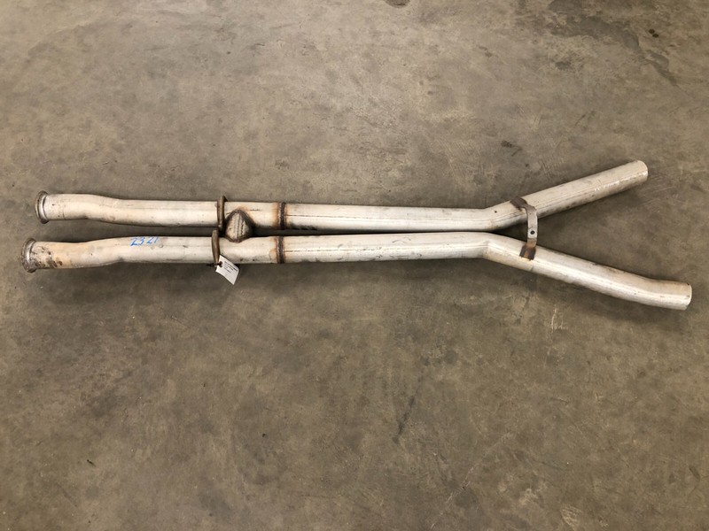 ⭐2005-2007 CHEVROLET CORVETTE C6 LS2 6.0L V8 EXHAUST MIDDLE MID PIPE OEM LOT2321