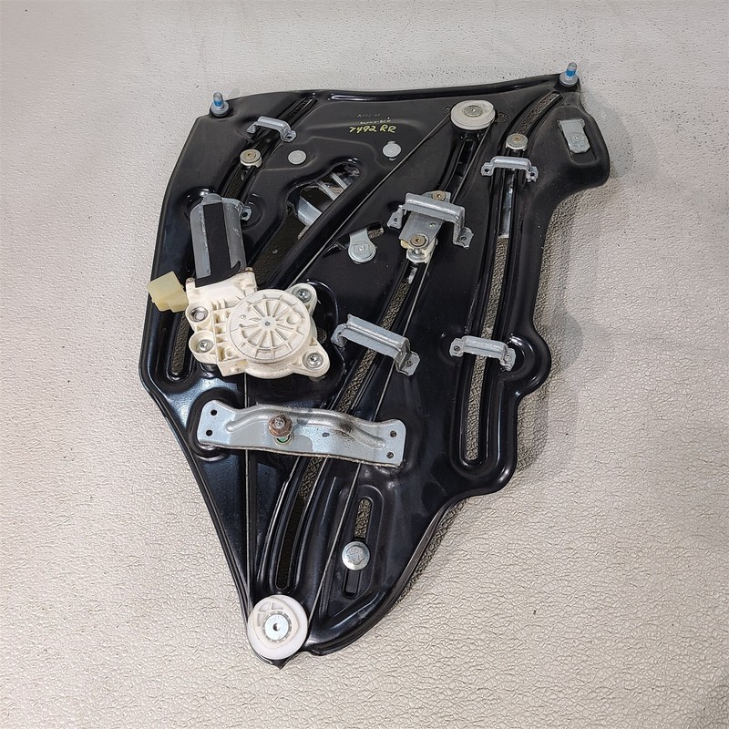 03-09 Mercedes CLK 500 AMG Rear Passenger Window Regulator Rh Aa7492