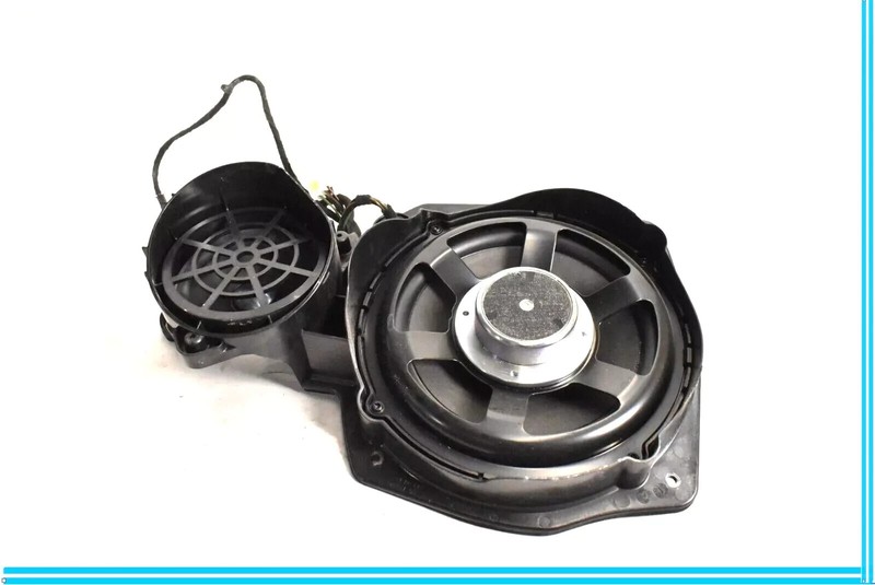 10-13 Mercedes W221 S400 S550 S63 AMG Front Left Driver Side Door Speaker OEM