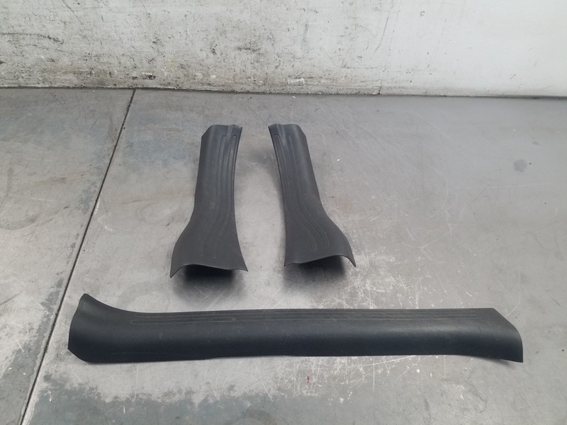 2015 Nissan Juke Nismo RSDoor Sill Scuff Plates - 3 #0317 J2