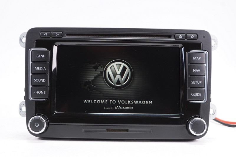 VOLKSWAGEN EOS PASSATRadio Navigation Unit AM-FM CD w/ DynAudio OEM 2010-2015