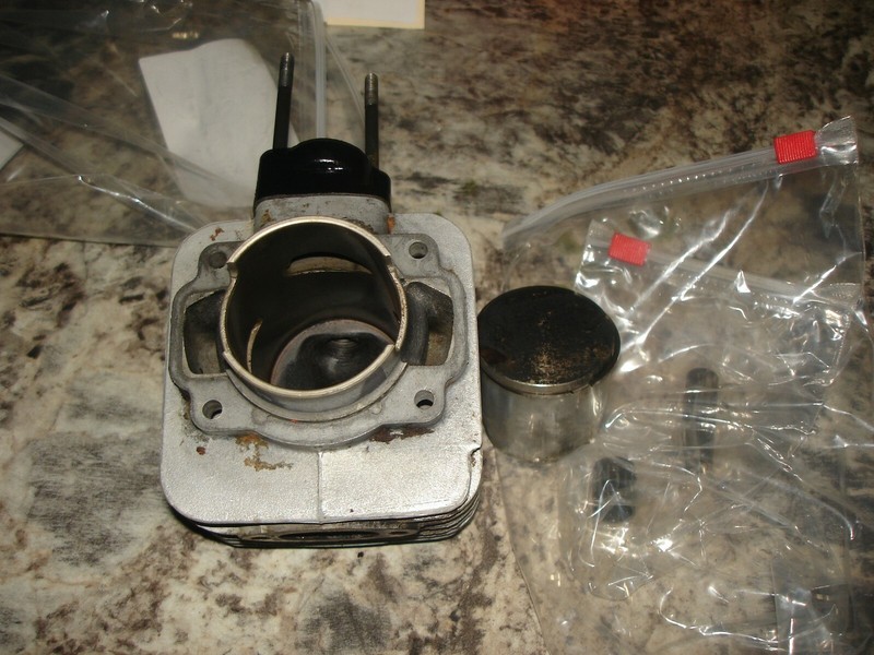 Husqvarna 65 practica piston and cylinder chainsaw part Bin 469