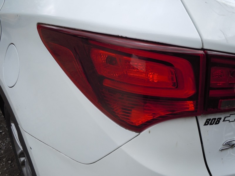 17 18 Hyundai Santa Fe Sport Quarter Panel Mounted Tail Light Driver Left SWB