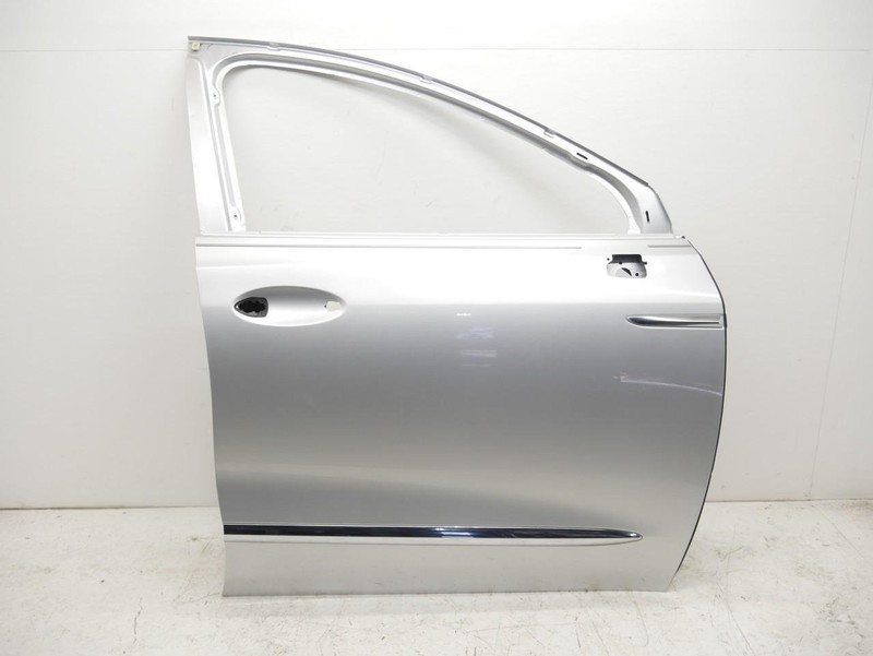 18-24 BUICK ENCLAVE FRONT RIGHT RH PASSENGER DOOR PANEL OEM *GAN QUICKSILVER*
