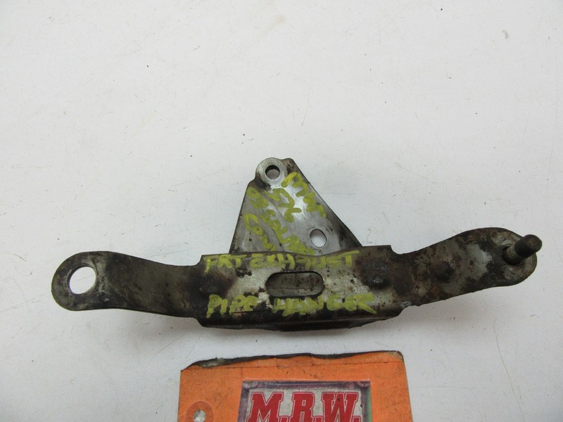 MOTOR MOUNT BRACKET EXHAUST PIPE HANGER STRAP 3.0L ENGINE V6 6 CYLINDER CAR