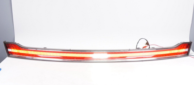 LINCOLN MKZ Center Trunk Tail Lamp Tail Light Backup Lamp OEM 2013 - 2016