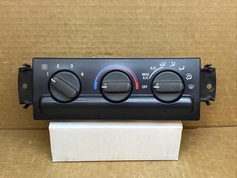 99-04 Blazer Jimmy Bravada S10 Climate Temp Temperature Controls 16250545