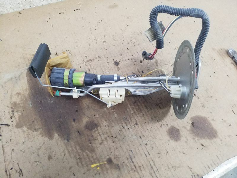 Fuel Pump Assembly Heritage 8-330 5.4L Fits 99-04 FORD F150 PICKUP 198601