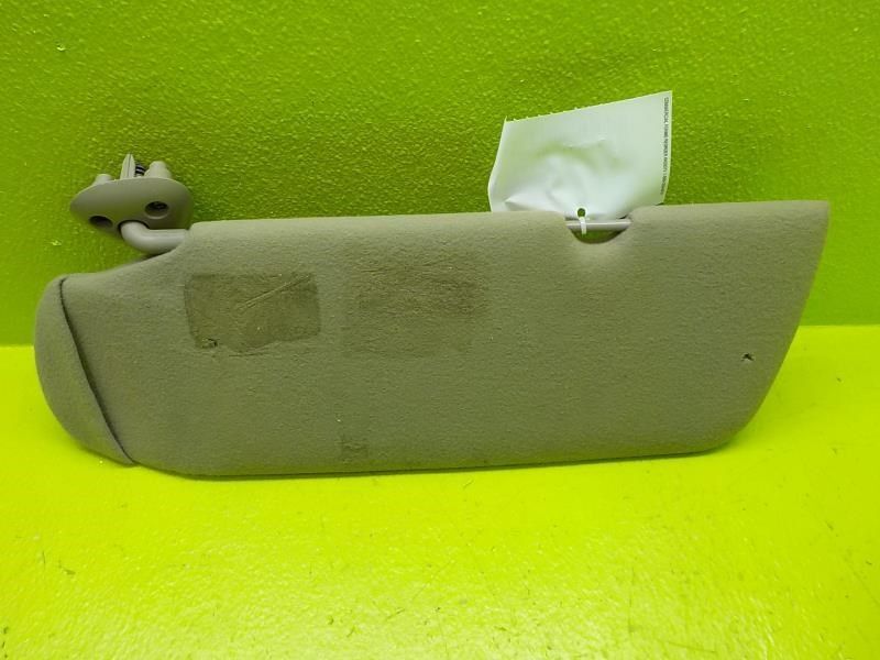 00-02 GMC Sierra 2500 Pickup Left Driver Sun Visor Tan OEM 15069545