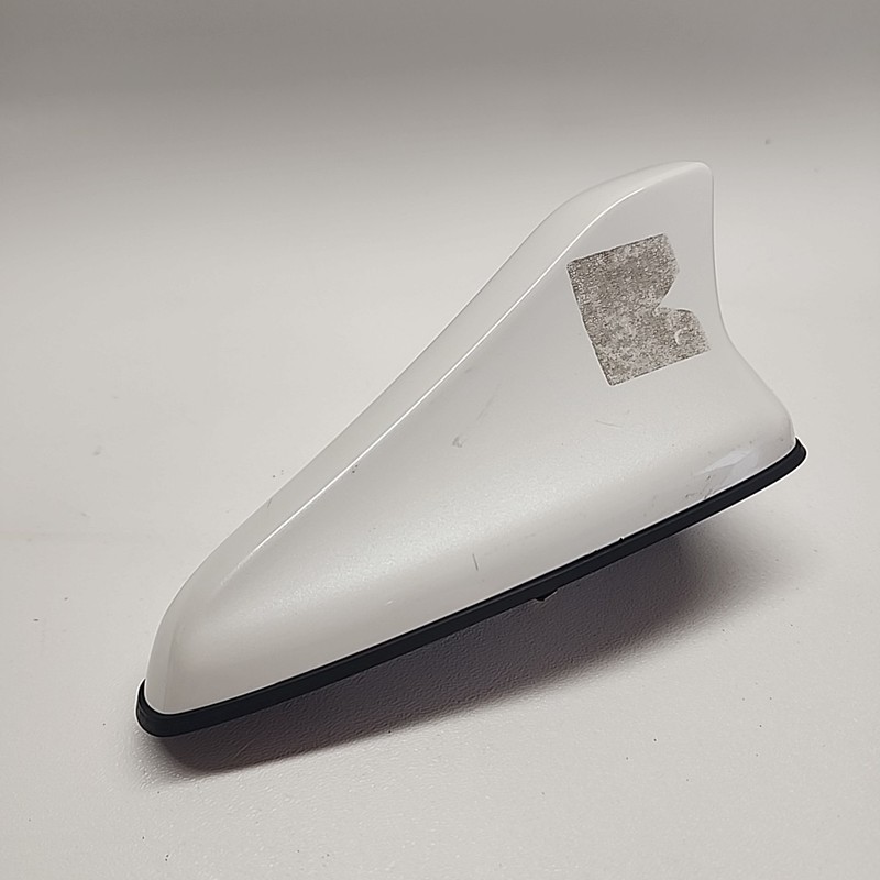 17 - 19 KIA NIRO TOP UPPER ROOF RADIO SHARK FIN ANTENNA USED WHITE | 96210-G5120