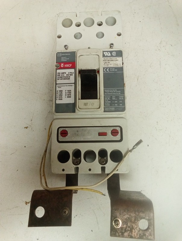Cutler Hammer Circuit Protector 250 Amp 2 Pole 110-240V SNT2LB11 Shunt Trip
